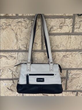 Black and Cream Handbag Color Block Co & Company